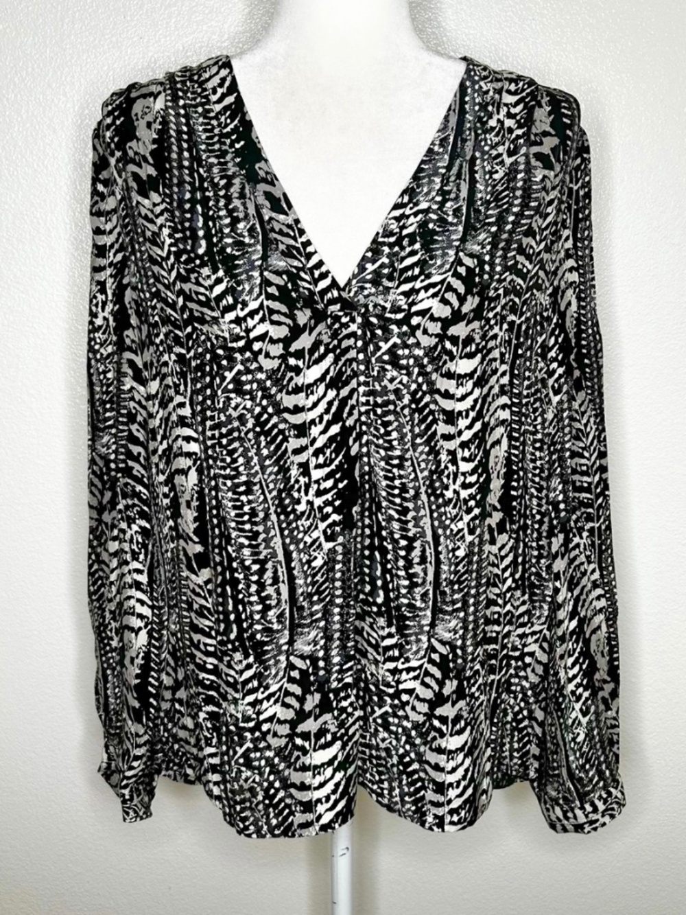 Joie Womens Black & Gray Pattern 100% Silk V-Neck Long Sleeve Top Blouse Size M